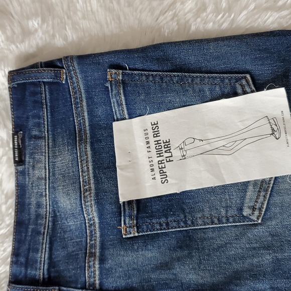 Almost Famous Highrise Flare - Picture 10 of 14